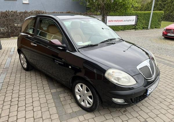 Lancia Ypsilon cena 9900 przebieg: 129000, rok produkcji 2005 z Wejherowo małe 172